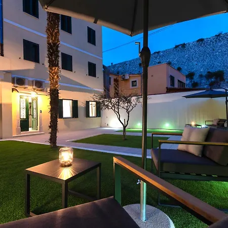 Garden Luxury 4* Split
